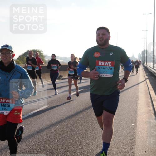 03.10.2025 - Köhlbrandbrückenlauf Fabian Wolf http://msf.ph/oto/8998293 03.10.2025 09:15:44 Position 3 1330, 1213 meine-sportfotos.de