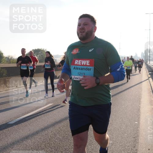 03.10.2025 - Köhlbrandbrückenlauf Fabian Wolf http://msf.ph/oto/8998307 03.10.2025 09:15:45 Position 3 1213 meine-sportfotos.de
