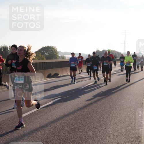 03.10.2025 - Köhlbrandbrückenlauf Fabian Wolf http://msf.ph/oto/8998334 03.10.2025 09:15:46 Position 3 1045, 1018 meine-sportfotos.de