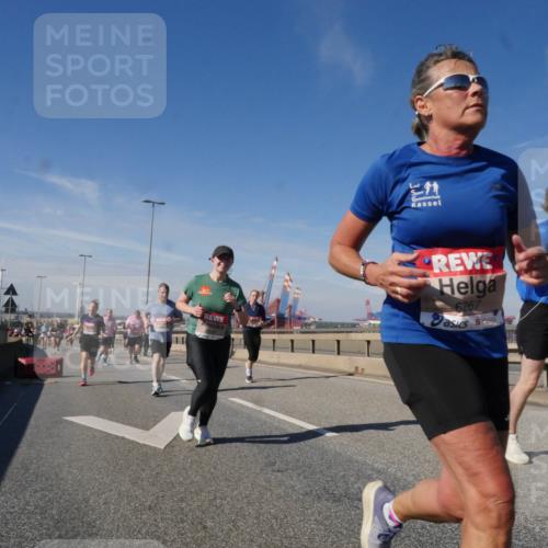 03.10.2025 - Köhlbrandbrückenlauf Matties Gatica Varas http://msf.ph/oto/8998375 03.10.2025 12:50:26 Position 2 6267 meine-sportfotos.de