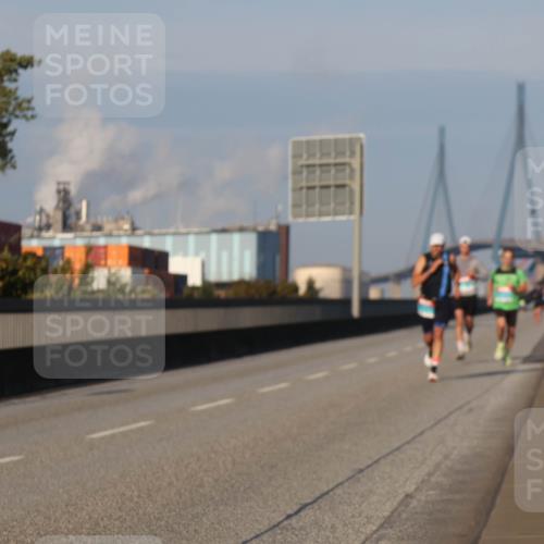 03.10.2025 - Köhlbrandbrückenlauf Luisa Fischer http://msf.ph/oto/8998386 03.10.2025 10:39:08 Position 3  meine-sportfotos.de