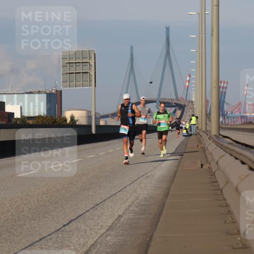 03.10.2025 - Köhlbrandbrückenlauf Luisa Fischer http://msf.ph/oto/8998388 03.10.2025 10:39:09 Position 3  meine-sportfotos.de