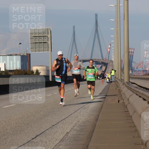 03.10.2025 - Köhlbrandbrückenlauf Luisa Fischer http://msf.ph/oto/8998403 03.10.2025 10:39:10 Position 3  meine-sportfotos.de