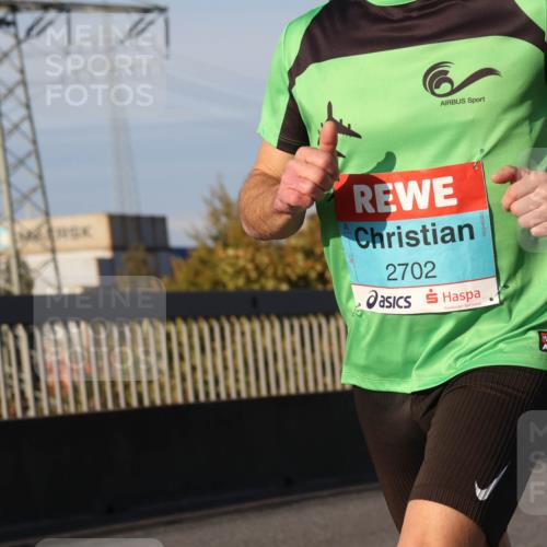 03.10.2025 - Köhlbrandbrückenlauf Luisa Fischer http://msf.ph/oto/8998485 03.10.2025 10:39:19 Position 3 2702 meine-sportfotos.de