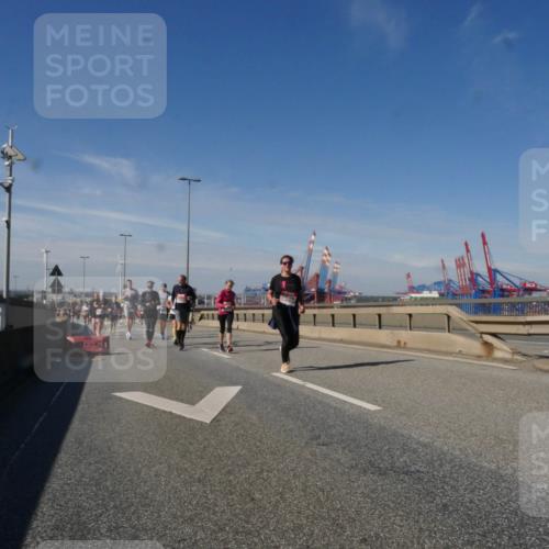 03.10.2025 - Köhlbrandbrückenlauf Matties Gatica Varas http://msf.ph/oto/8998504 03.10.2025 12:50:41 Position 2  meine-sportfotos.de