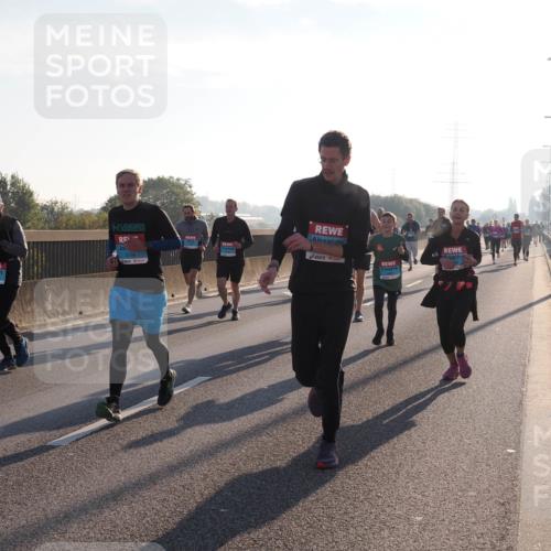 03.10.2025 - Köhlbrandbrückenlauf Fabian Wolf http://msf.ph/oto/8998528 03.10.2025 09:15:52 Position 3 1457, 3156 meine-sportfotos.de