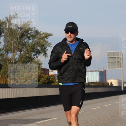 03.10.2025 - Köhlbrandbrückenlauf Luisa Fischer http://msf.ph/oto/8998534 03.10.2025 10:39:39 Position 3  meine-sportfotos.de