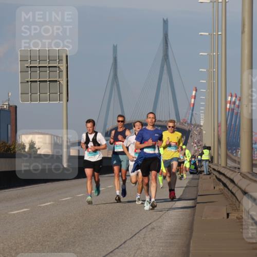 03.10.2025 - Köhlbrandbrückenlauf Luisa Fischer http://msf.ph/oto/8998541 03.10.2025 10:39:47 Position 3  meine-sportfotos.de