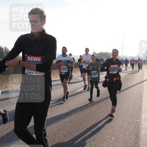 03.10.2025 - Köhlbrandbrückenlauf Fabian Wolf http://msf.ph/oto/8998551 03.10.2025 09:15:53 Position 3 1248, 1294 meine-sportfotos.de