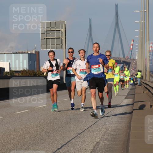 03.10.2025 - Köhlbrandbrückenlauf Luisa Fischer http://msf.ph/oto/8998575 03.10.2025 10:39:50 Position 3 1032, 3154 meine-sportfotos.de