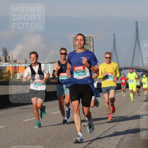 03.10.2025 - Köhlbrandbrückenlauf Luisa Fischer http://msf.ph/oto/8998606 03.10.2025 10:39:52 Position 3 3153, 1032 meine-sportfotos.de