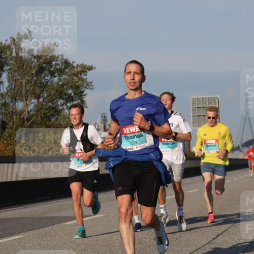 03.10.2025 - Köhlbrandbrückenlauf Luisa Fischer http://msf.ph/oto/8998619 03.10.2025 10:39:54 Position 3 1032, 3154, 1044 meine-sportfotos.de