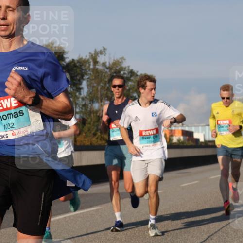 03.10.2025 - Köhlbrandbrückenlauf Luisa Fischer http://msf.ph/oto/8998631 03.10.2025 10:39:55 Position 3 1032, 3154 meine-sportfotos.de