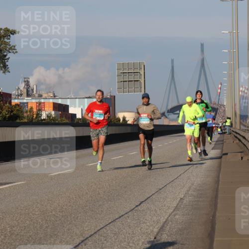 03.10.2025 - Köhlbrandbrückenlauf Luisa Fischer http://msf.ph/oto/8998721 03.10.2025 10:40:03 Position 3  meine-sportfotos.de