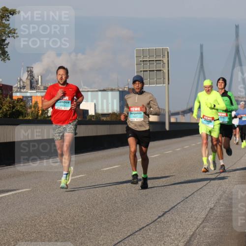 03.10.2025 - Köhlbrandbrückenlauf Luisa Fischer http://msf.ph/oto/8998736 03.10.2025 10:40:05 Position 3 2402, 1007 meine-sportfotos.de