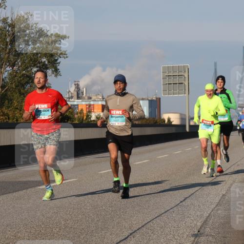 03.10.2025 - Köhlbrandbrückenlauf Luisa Fischer http://msf.ph/oto/8998752 03.10.2025 10:40:06 Position 3 2402, 1007 meine-sportfotos.de