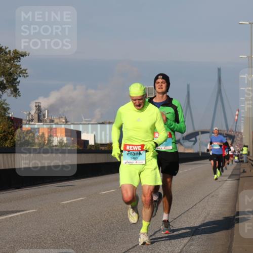 03.10.2025 - Köhlbrandbrückenlauf Luisa Fischer http://msf.ph/oto/8998773 03.10.2025 10:40:08 Position 3 3460 meine-sportfotos.de