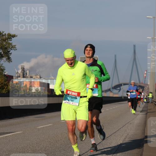 03.10.2025 - Köhlbrandbrückenlauf Luisa Fischer http://msf.ph/oto/8998777 03.10.2025 10:40:08 Position 3 3460 meine-sportfotos.de