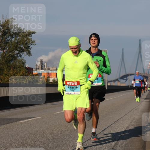03.10.2025 - Köhlbrandbrückenlauf Luisa Fischer http://msf.ph/oto/8998781 03.10.2025 10:40:09 Position 3 3460, 701 meine-sportfotos.de