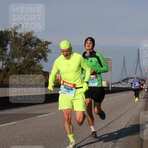 03.10.2025 - Köhlbrandbrückenlauf Luisa Fischer http://msf.ph/oto/8998784 03.10.2025 10:40:09 Position 3 3460, 2701 meine-sportfotos.de