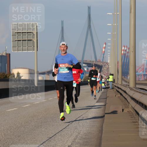 03.10.2025 - Köhlbrandbrückenlauf Luisa Fischer http://msf.ph/oto/8998817 03.10.2025 10:40:12 Position 3 1057 meine-sportfotos.de