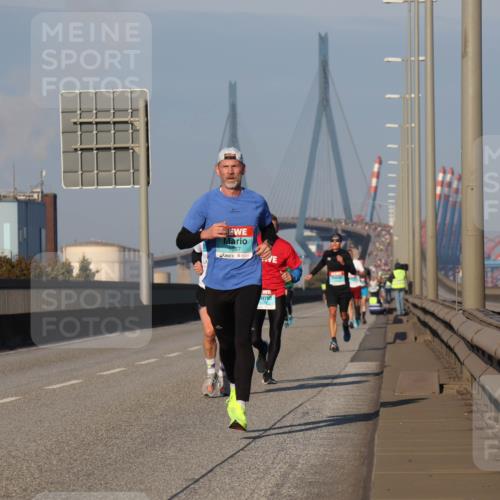 03.10.2025 - Köhlbrandbrückenlauf Luisa Fischer http://msf.ph/oto/8998821 03.10.2025 10:40:13 Position 3 1057 meine-sportfotos.de