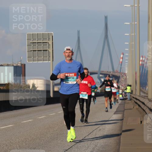 03.10.2025 - Köhlbrandbrückenlauf Luisa Fischer http://msf.ph/oto/8998828 03.10.2025 10:40:13 Position 3 1057 meine-sportfotos.de