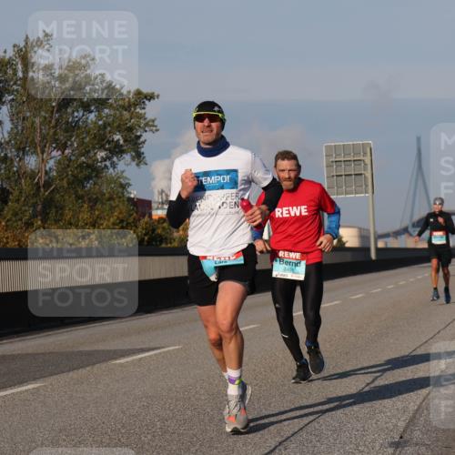 03.10.2025 - Köhlbrandbrückenlauf Luisa Fischer http://msf.ph/oto/8998869 03.10.2025 10:40:18 Position 3 3401 meine-sportfotos.de