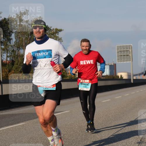 03.10.2025 - Köhlbrandbrückenlauf Luisa Fischer http://msf.ph/oto/8998873 03.10.2025 10:40:19 Position 3 340 meine-sportfotos.de