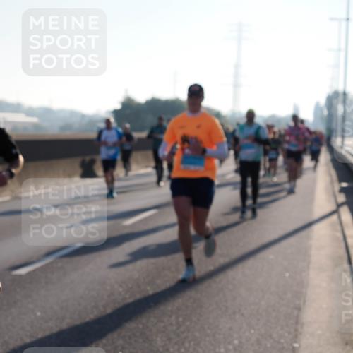 03.10.2025 - Köhlbrandbrückenlauf Fabian Wolf http://msf.ph/oto/8998907 03.10.2025 09:16:17 Position 3  meine-sportfotos.de