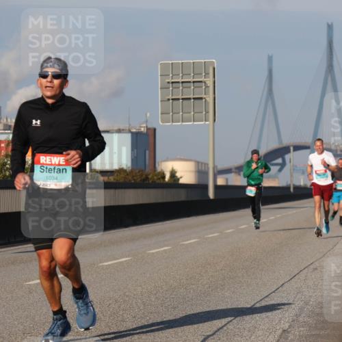 03.10.2025 - Köhlbrandbrückenlauf Luisa Fischer http://msf.ph/oto/8998915 03.10.2025 10:40:23 Position 3 1034 meine-sportfotos.de