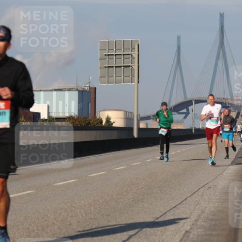 03.10.2025 - Köhlbrandbrückenlauf Luisa Fischer http://msf.ph/oto/8998921 03.10.2025 10:40:23 Position 3 1034 meine-sportfotos.de