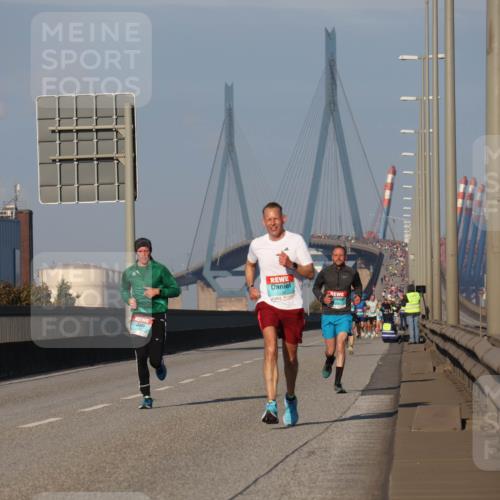 03.10.2025 - Köhlbrandbrückenlauf Luisa Fischer http://msf.ph/oto/8998948 03.10.2025 10:40:26 Position 3  meine-sportfotos.de