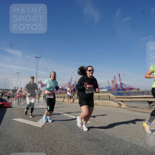 03.10.2025 - Köhlbrandbrückenlauf Matties Gatica Varas http://msf.ph/oto/8998955 03.10.2025 12:51:34 Position 2 1 meine-sportfotos.de