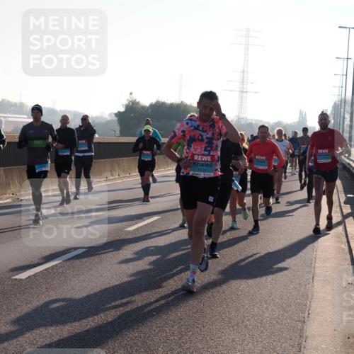 03.10.2025 - Köhlbrandbrückenlauf Fabian Wolf http://msf.ph/oto/8999017 03.10.2025 09:16:22 Position 3 1039 meine-sportfotos.de