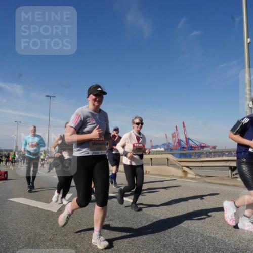 03.10.2025 - Köhlbrandbrückenlauf Matties Gatica Varas http://msf.ph/oto/8999048 03.10.2025 12:51:43 Position 2 6300, 118 meine-sportfotos.de