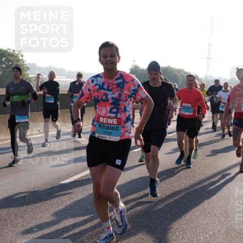 03.10.2025 - Köhlbrandbrückenlauf Fabian Wolf http://msf.ph/oto/8999059 03.10.2025 09:16:23 Position 3 1311, 4, 1039, 1273 meine-sportfotos.de
