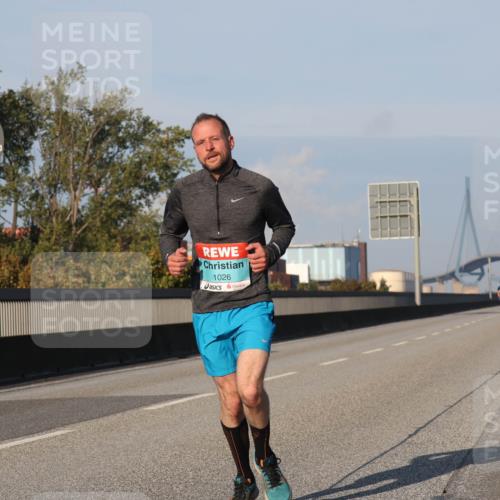 03.10.2025 - Köhlbrandbrückenlauf Luisa Fischer http://msf.ph/oto/8999060 03.10.2025 10:40:36 Position 3 1026 meine-sportfotos.de