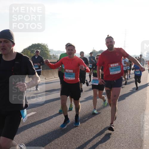 03.10.2025 - Köhlbrandbrückenlauf Fabian Wolf http://msf.ph/oto/8999112 03.10.2025 09:16:25 Position 3 1165, 1092, 1273 meine-sportfotos.de