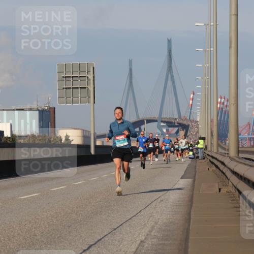 03.10.2025 - Köhlbrandbrückenlauf Luisa Fischer http://msf.ph/oto/8999129 03.10.2025 10:40:40 Position 3  meine-sportfotos.de