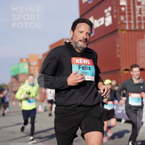 03.10.2025 - Köhlbrandbrückenlauf Michael Burmester http://msf.ph/oto/8999157 03.10.2025 10:03:39 Ziel 1216, 1309, 1351, 1353, 2767, 3073, 3235, 3236, 3245, 3251, 3462, 3465, 3659, 3708, 3710, 3804, 3825 meine-sportfotos.de