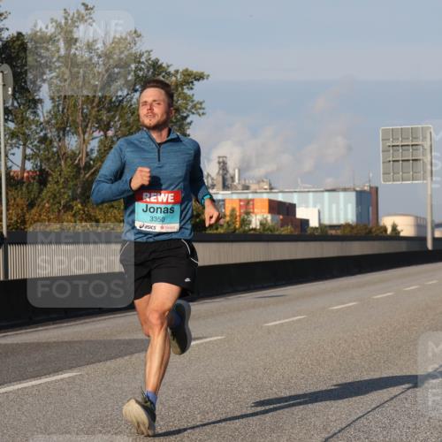 03.10.2025 - Köhlbrandbrückenlauf Luisa Fischer http://msf.ph/oto/8999204 03.10.2025 10:40:45 Position 3 3350 meine-sportfotos.de