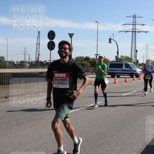 03.10.2025 - Köhlbrandbrückenlauf Julia Fischer http://msf.ph/oto/8999233 03.10.2025 12:11:39 Position 3 4043 meine-sportfotos.de