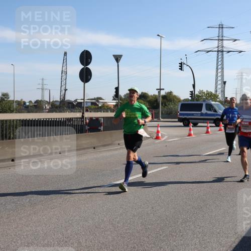 03.10.2025 - Köhlbrandbrückenlauf Julia Fischer http://msf.ph/oto/8999237 03.10.2025 12:11:39 Position 3  meine-sportfotos.de