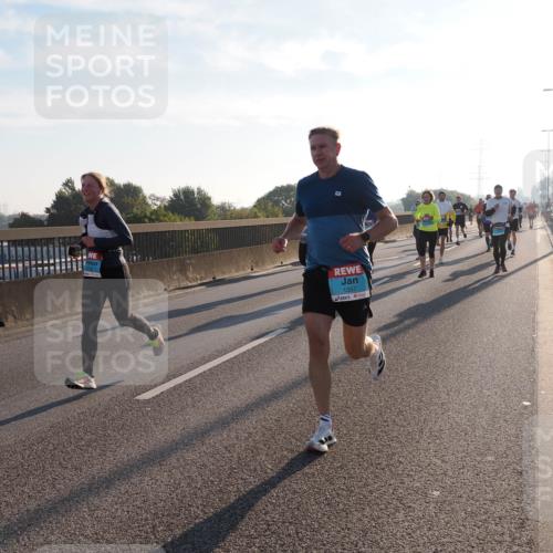 03.10.2025 - Köhlbrandbrückenlauf Fabian Wolf http://msf.ph/oto/8999258 03.10.2025 09:16:35 Position 3 1357 meine-sportfotos.de