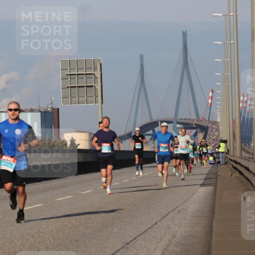 03.10.2025 - Köhlbrandbrückenlauf Luisa Fischer http://msf.ph/oto/8999261 03.10.2025 10:40:52 Position 3  meine-sportfotos.de