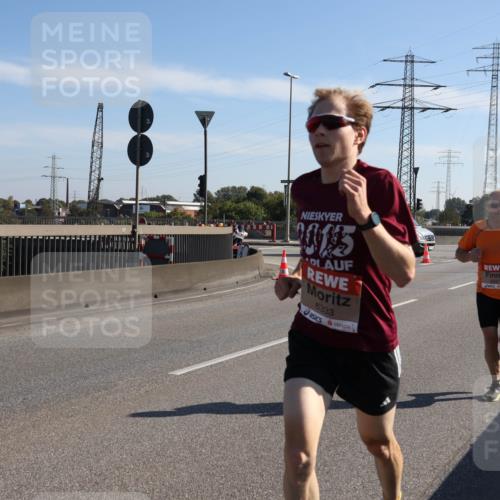 03.10.2025 - Köhlbrandbrückenlauf Julia Fischer http://msf.ph/oto/8999270 03.10.2025 12:11:44 Position 3 015, 6333 meine-sportfotos.de