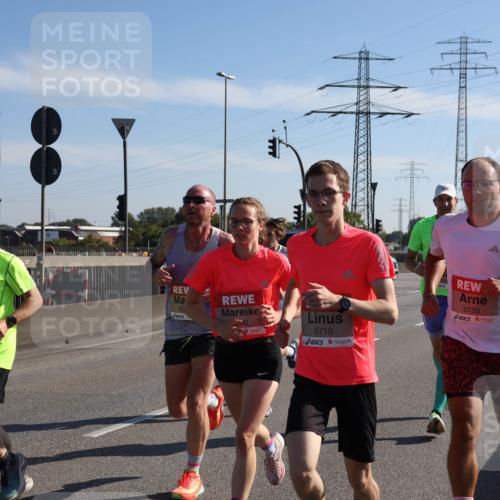 03.10.2025 - Köhlbrandbrückenlauf Julia Fischer http://msf.ph/oto/8999309 03.10.2025 12:11:55 Position 3 4096, 62, 00, 5710, 6130 meine-sportfotos.de