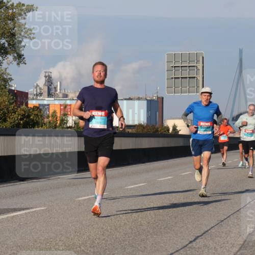 03.10.2025 - Köhlbrandbrückenlauf Luisa Fischer http://msf.ph/oto/8999323 03.10.2025 10:40:57 Position 3  meine-sportfotos.de