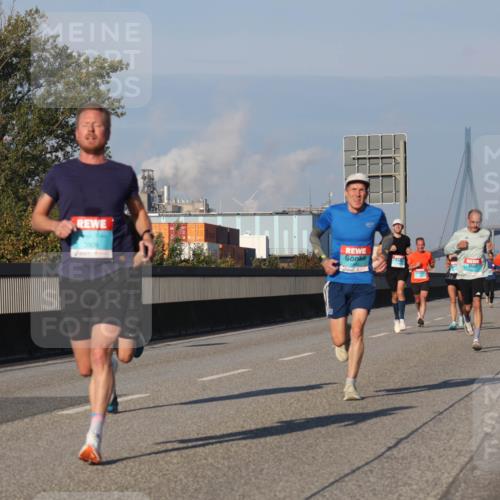 03.10.2025 - Köhlbrandbrückenlauf Luisa Fischer http://msf.ph/oto/8999343 03.10.2025 10:40:59 Position 3  meine-sportfotos.de